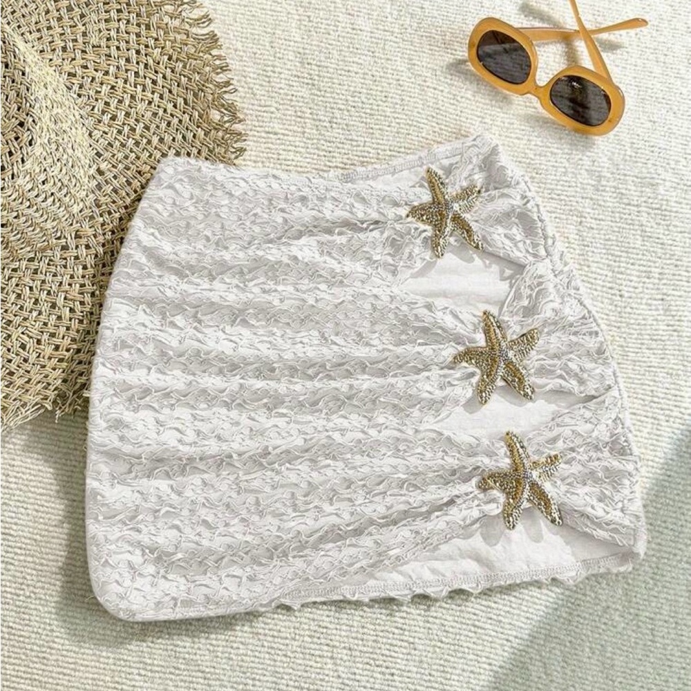 White Starfish Embellished | Textured swimsuit cover-up